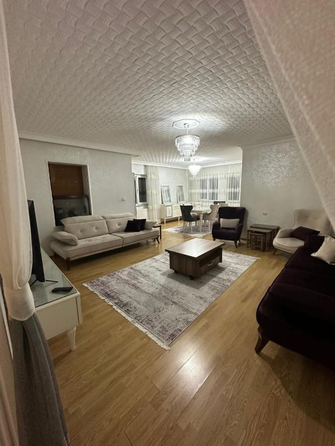 Appartement Lovely 2 Bedrooms With Full Furniture *